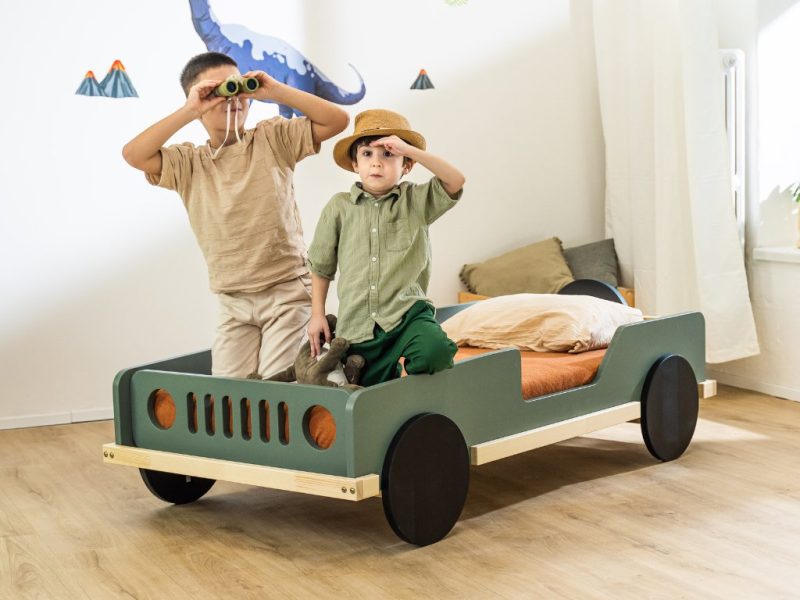 Auto-Bett BEEP in Jeep-Form aus Massivholz 80x160 cm